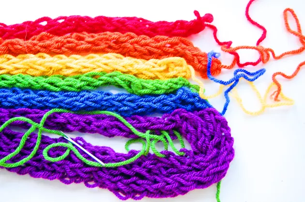 Finger Knitting